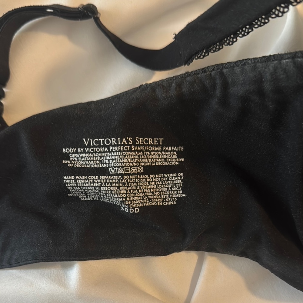 Victoria’s Secret Body By Victoria perfect shape- size 38DD - Picture 4 of 7